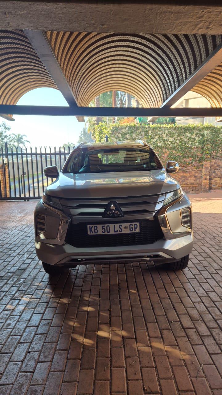Mitsubishi Pajero sport, 2021 model, with a 2.4 Diesel engine.