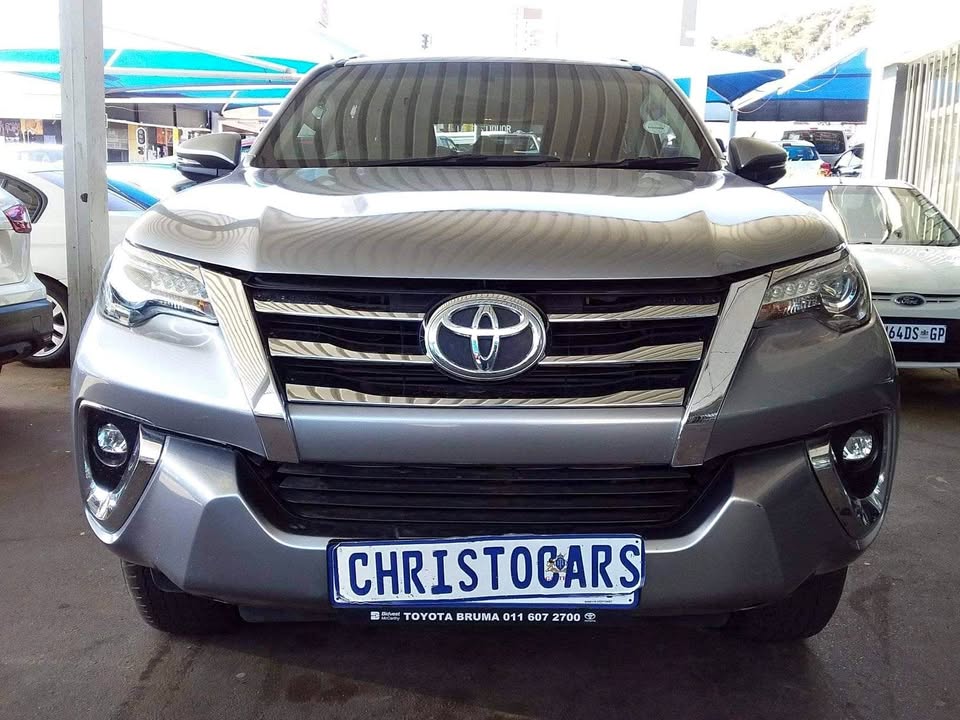 Used Toyota Fortuner 3.0D-4D 4x4 auto - Private Seller Used Toyota Fortuner 3.0D-4D 4x4 auto - Private Seller