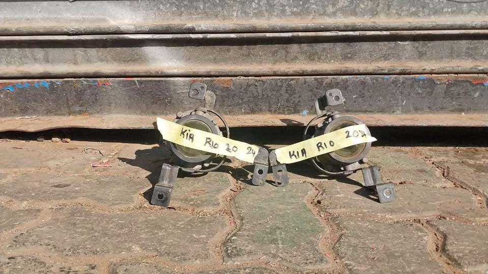 Kia Rio fog lights - Private Seller Kia Rio fog lights - Private Seller