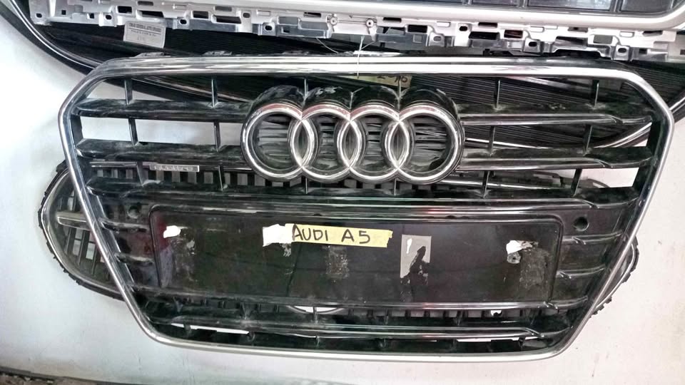 Audi A5 grill - Private Seller Audi A5 grill - Private Seller