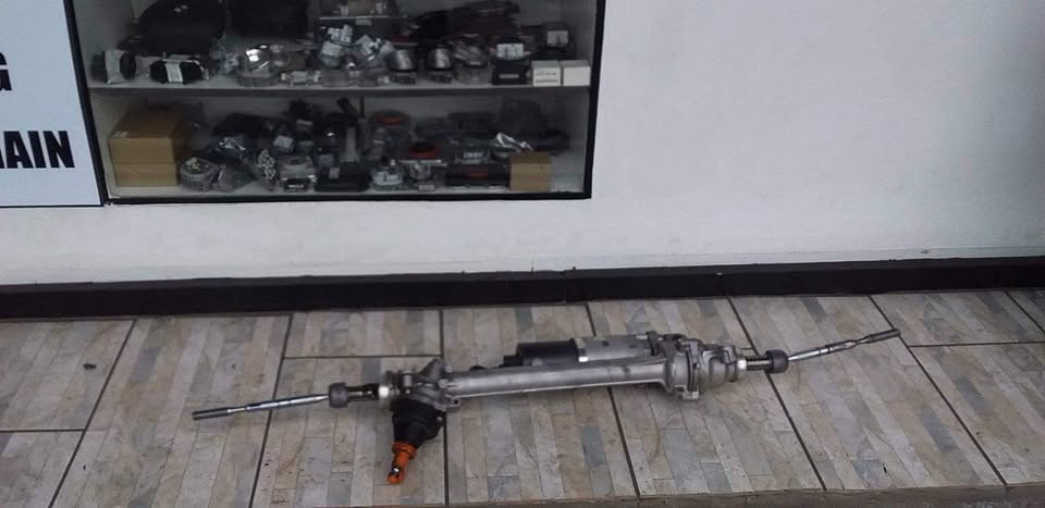Steering gear BMW F20 F30 F33 X-DRIVE ref 142890-10 diesel - Private Seller Steering gear BMW F20 F30 F33 X-DRIVE ref 142890-10 diesel - Private Seller