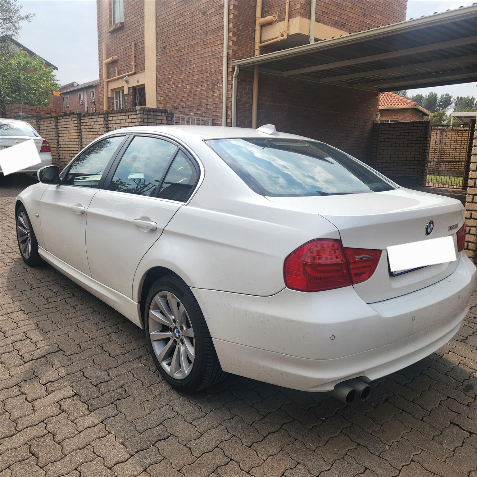 Used 2011 BMW 3 Series 323i Exclusive auto - Private Seller