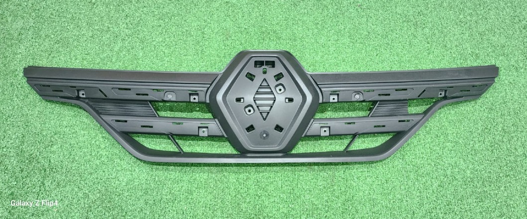 RENAULT KWID MAIN GRILLE - Private Seller RENAULT KWID MAIN GRILLE - Private Seller