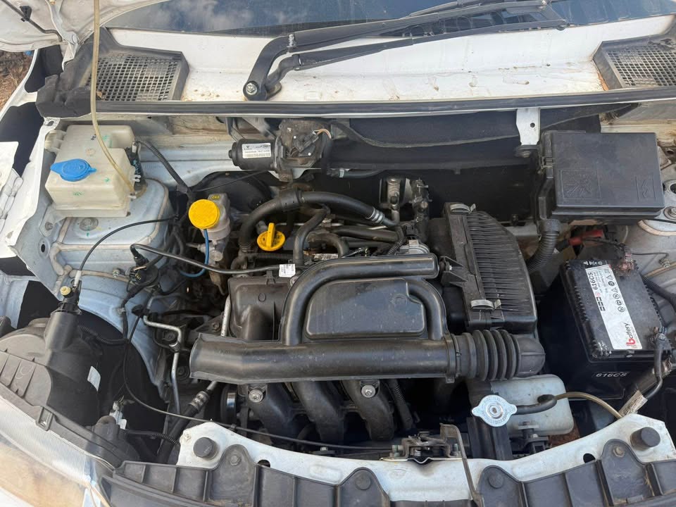 2016 Renault kwid 1.0 stripping for spares - Private Seller 2016 Renault kwid 1.0 stripping for spares - Private Seller