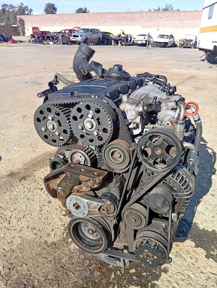 Dodge caliber jeep compass 2.0 diesel complete engine for sale Dodge caliber jeep compass 2.0 diesel complete engine for sale