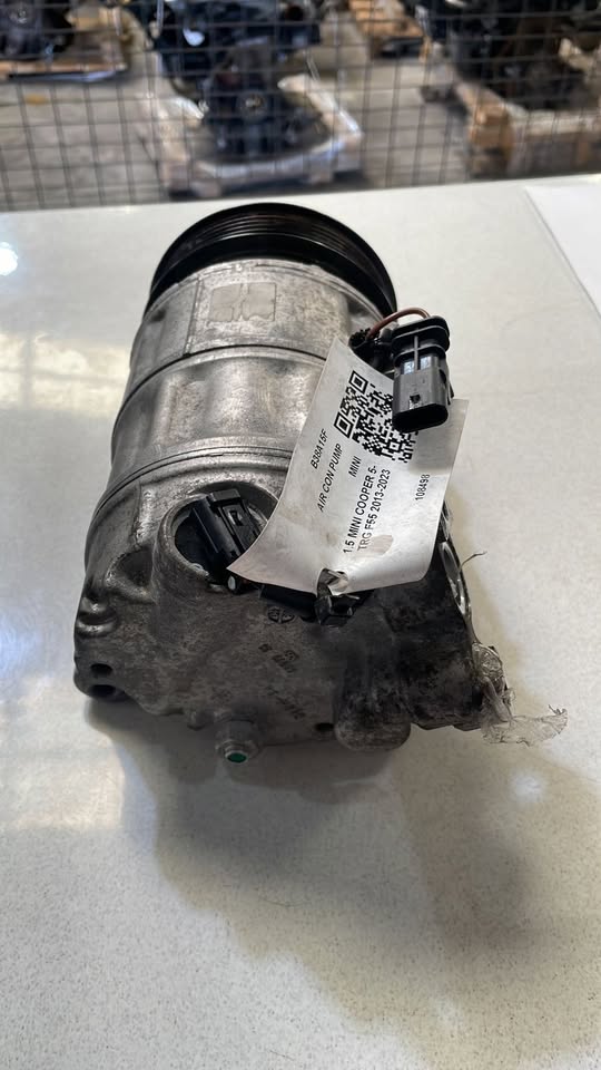 BMW B38 1.5 Engine Aircon Pump - Private Seller BMW B38 1.5 Engine Aircon Pump - Private Seller