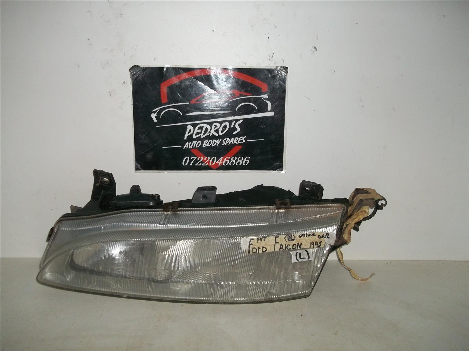 Ford falcon '94-'96 left headlight - Private Seller Ford falcon '94-'96 left headlight - Private Seller