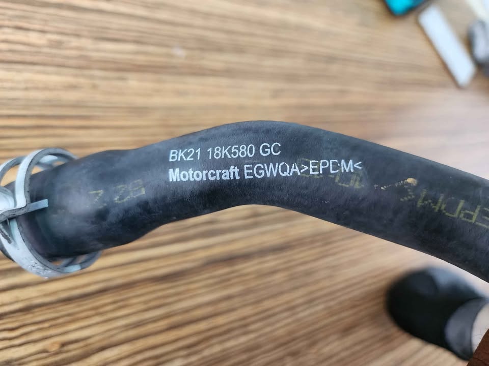 FORD TRANSIT HEATER COOLANT PIPE