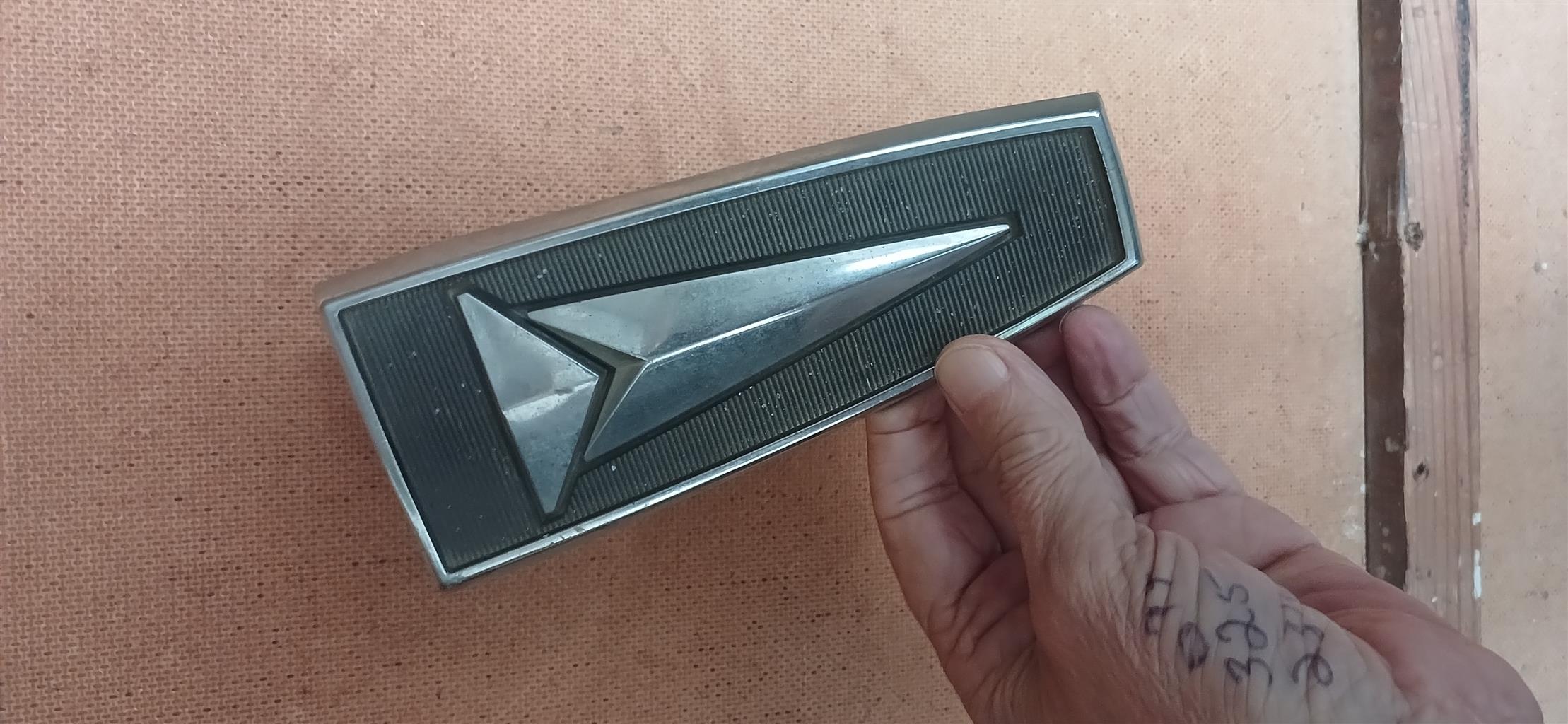 Toyota grille badge - Private Seller Toyota grille badge - Private Seller