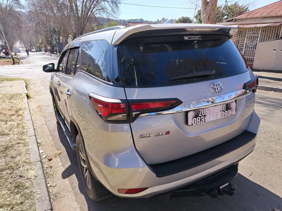 Toyota Fortuner 2.8 GD-6 4x2 Model 2020