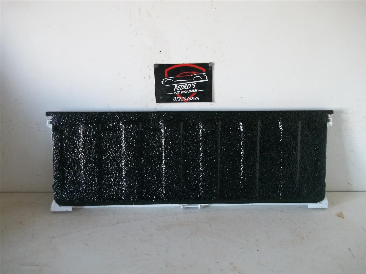 Isuzu D-Max Gen6 Fleetside TailGate - Private Seller Isuzu D-Max Gen6 Fleetside TailGate - Private Seller
