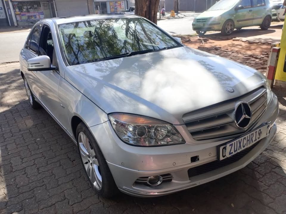 2011 Mercedes Benz C180 AUTOMATIC