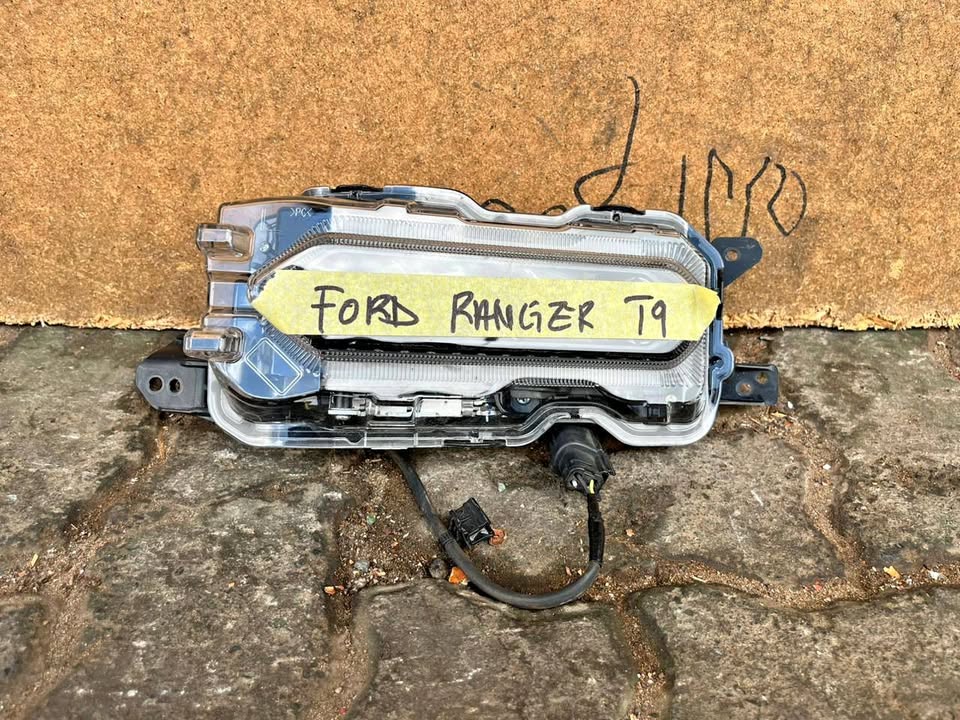 Ford Ranger T9 Foglight - Private Seller Ford Ranger T9 Foglight - Private Seller