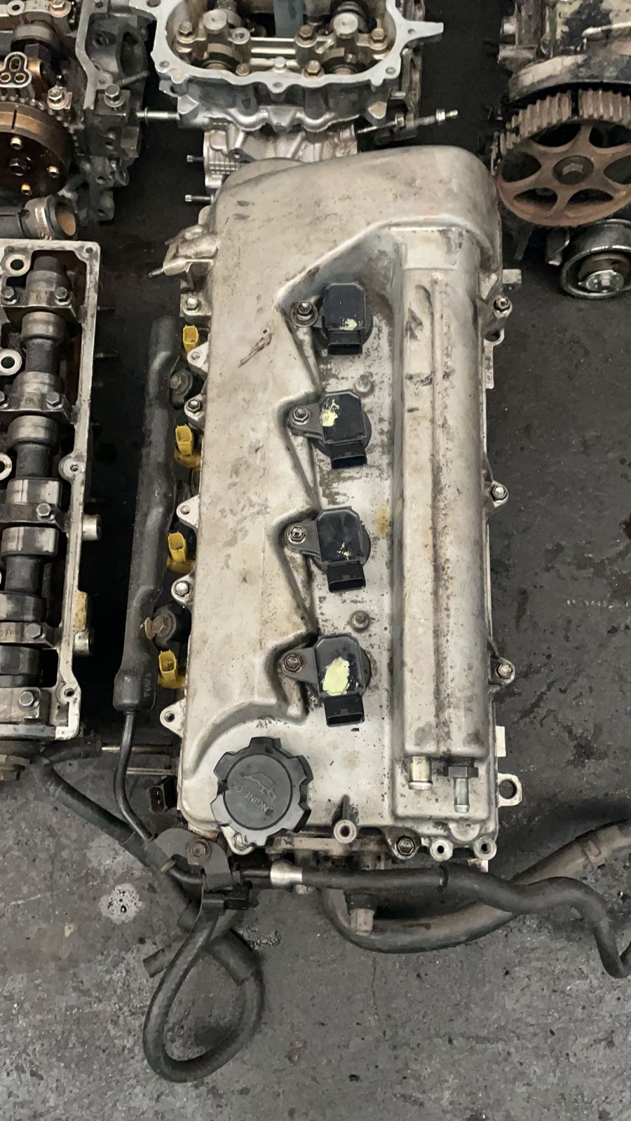 TOYOTA 2ZZ COMPLETE CYLINDER HEAD COMPLETE WITH CAM AND VVTI'S TOYOTA 2ZZ COMPLETE CYLINDER HEAD COMPLETE WITH CAM AND VVTI'S