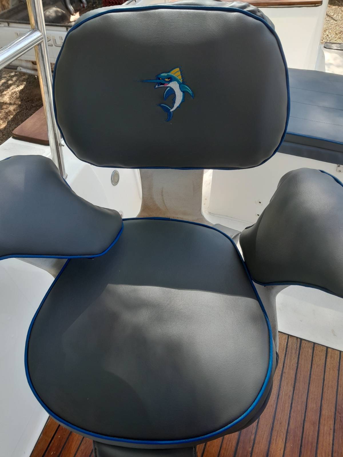 Novacraft 220 Sportfisher Boat