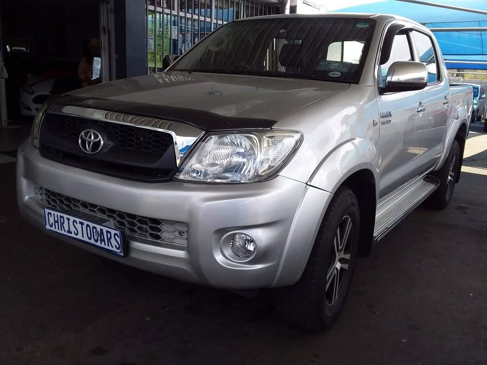 2009 Toyota Hilux vvti petrol manual 2009