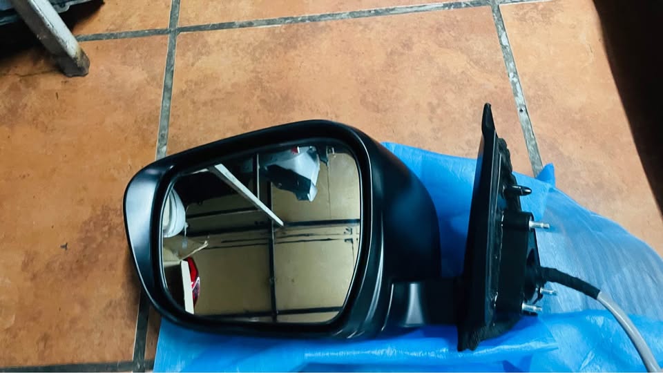 Nissan X-Trail side mirror 2019 - Private Seller