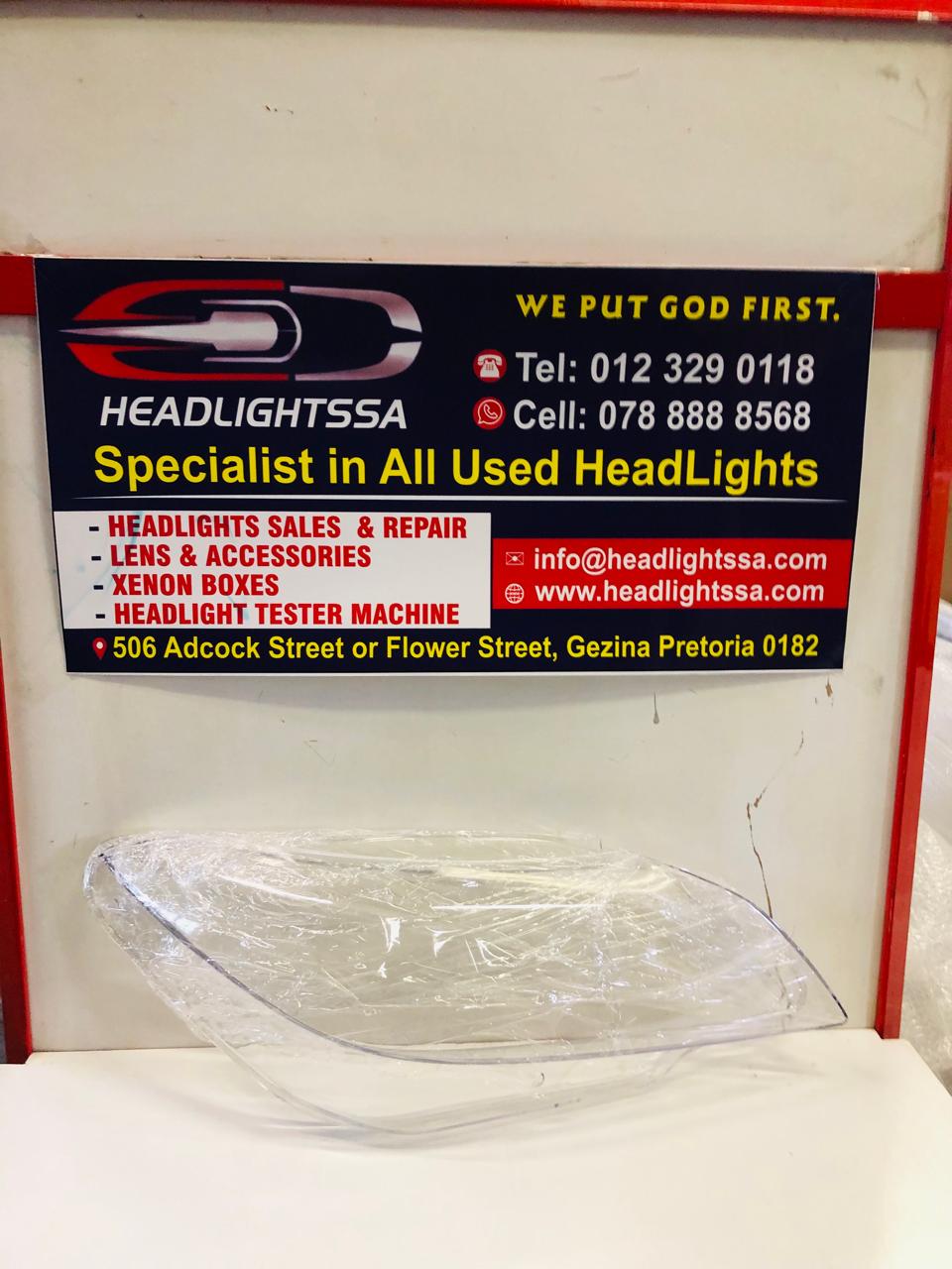 BMW E89 right side headlight replacement lens - Private Seller BMW E89 right side headlight replacement lens - Private Seller