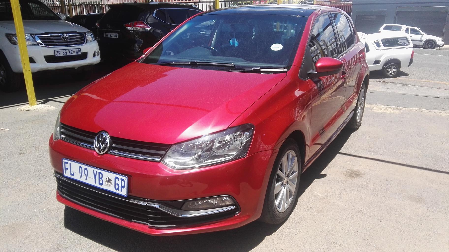 polo tsi with sunroof and leather seats