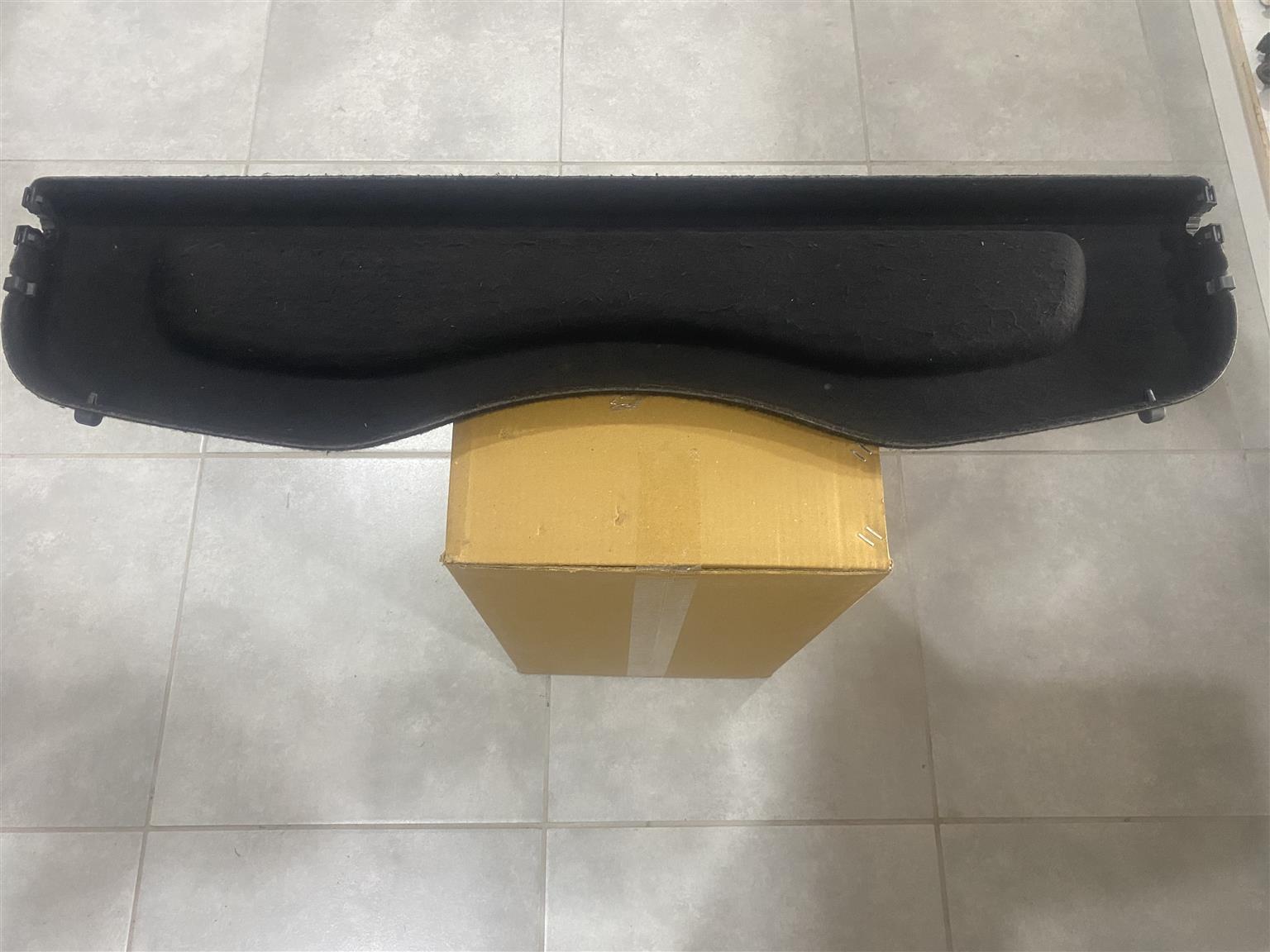 2017 OPEL ADAM PARCEL SHELF FOR SALE. IN PRISTINE CONDITION - Private Seller 2017 OPEL ADAM PARCEL SHELF FOR SALE. IN PRISTINE CONDITION - Private Seller