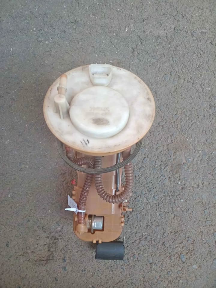 Kia seranto petrol pump for sale my number WhatsApp or cell - Private Seller