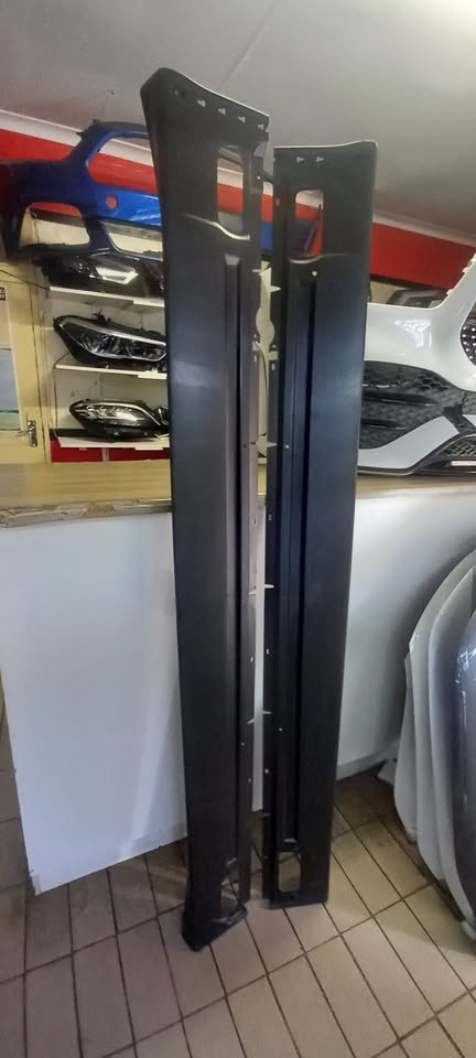 2017 PORSCHE CAYENNE GTS/ TURBO S LEFT AND RIGHT SIDE SKIRTS - Private Seller