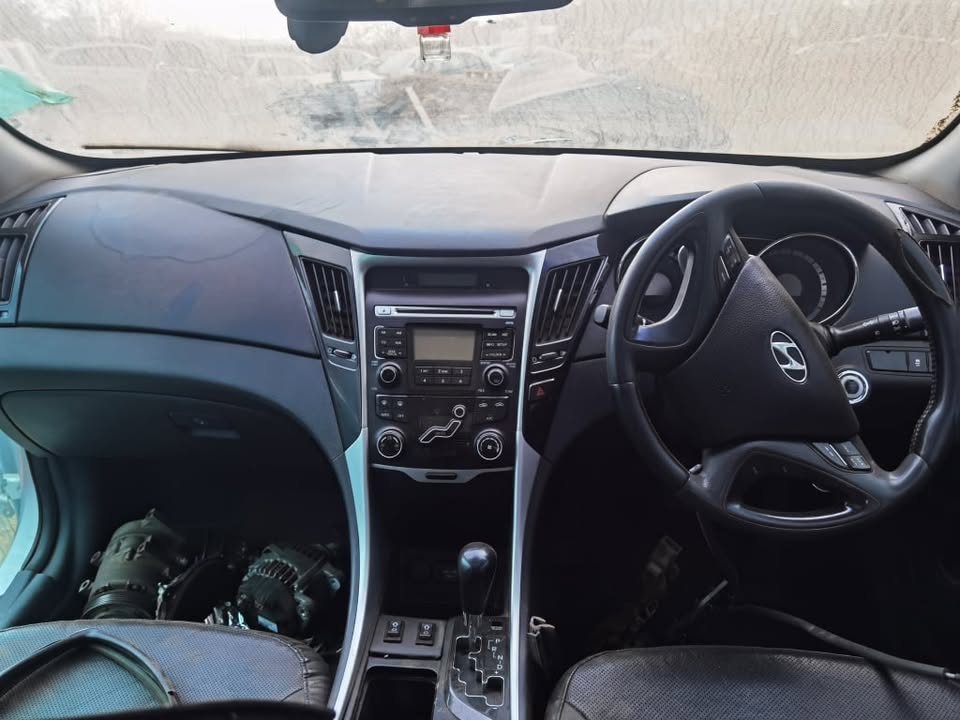 2012 HYUNDAI SONATA 2.4 STRIPPING AS SPARES - Private Seller