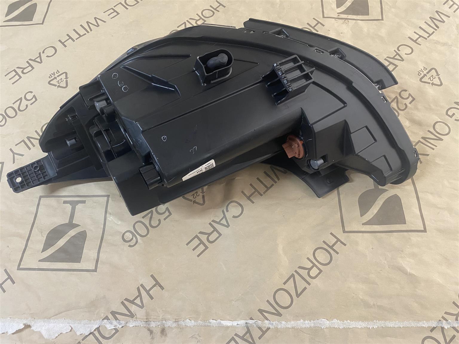 2024 HYUNDAI GRAND I10 HEADLIGHT RIGHT SIDE FOR SALE. IN PRISTINE CONDITION - Private Seller 2024 HYUNDAI GRAND I10 HEADLIGHT RIGHT SIDE FOR SALE. IN PRISTINE CONDITION - Private Seller