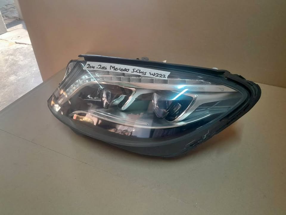 2014-2016 MERCEDES BENZ S-CLASS W222 LEFT SIDE HEADLIGHT FOR SALE