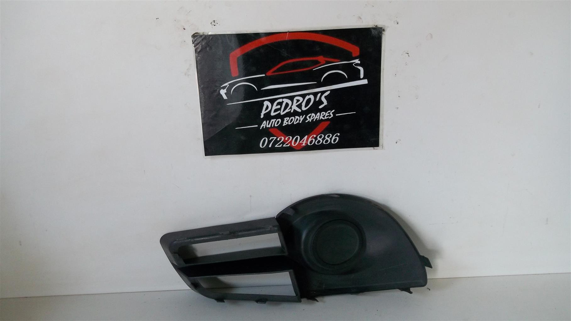 Chevrolet Utility left fog light cover - Private Seller Chevrolet Utility left fog light cover - Private Seller