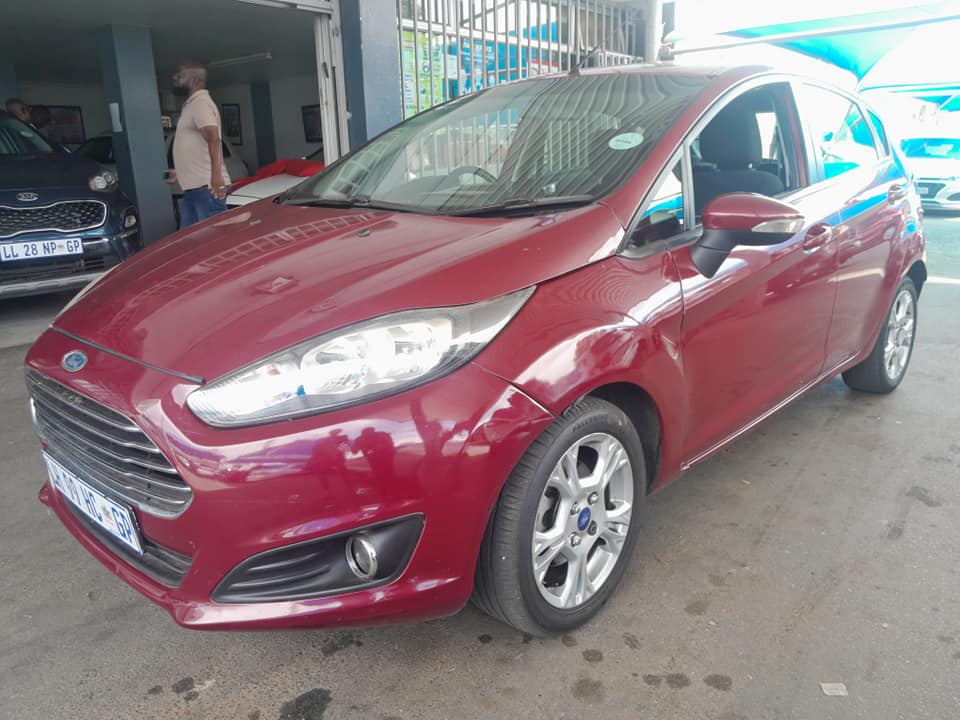 2013  FORD FIESTA HATCH 1.4 MANUAL