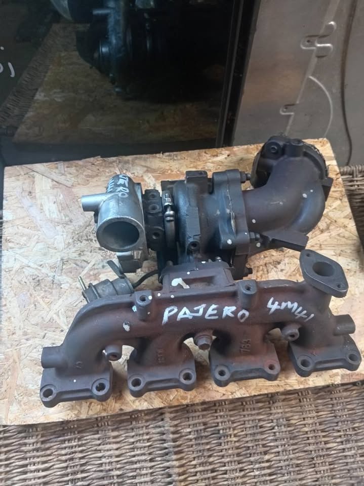 Mitsubishi Pajero 4M41 Engine Parts - Private Seller
