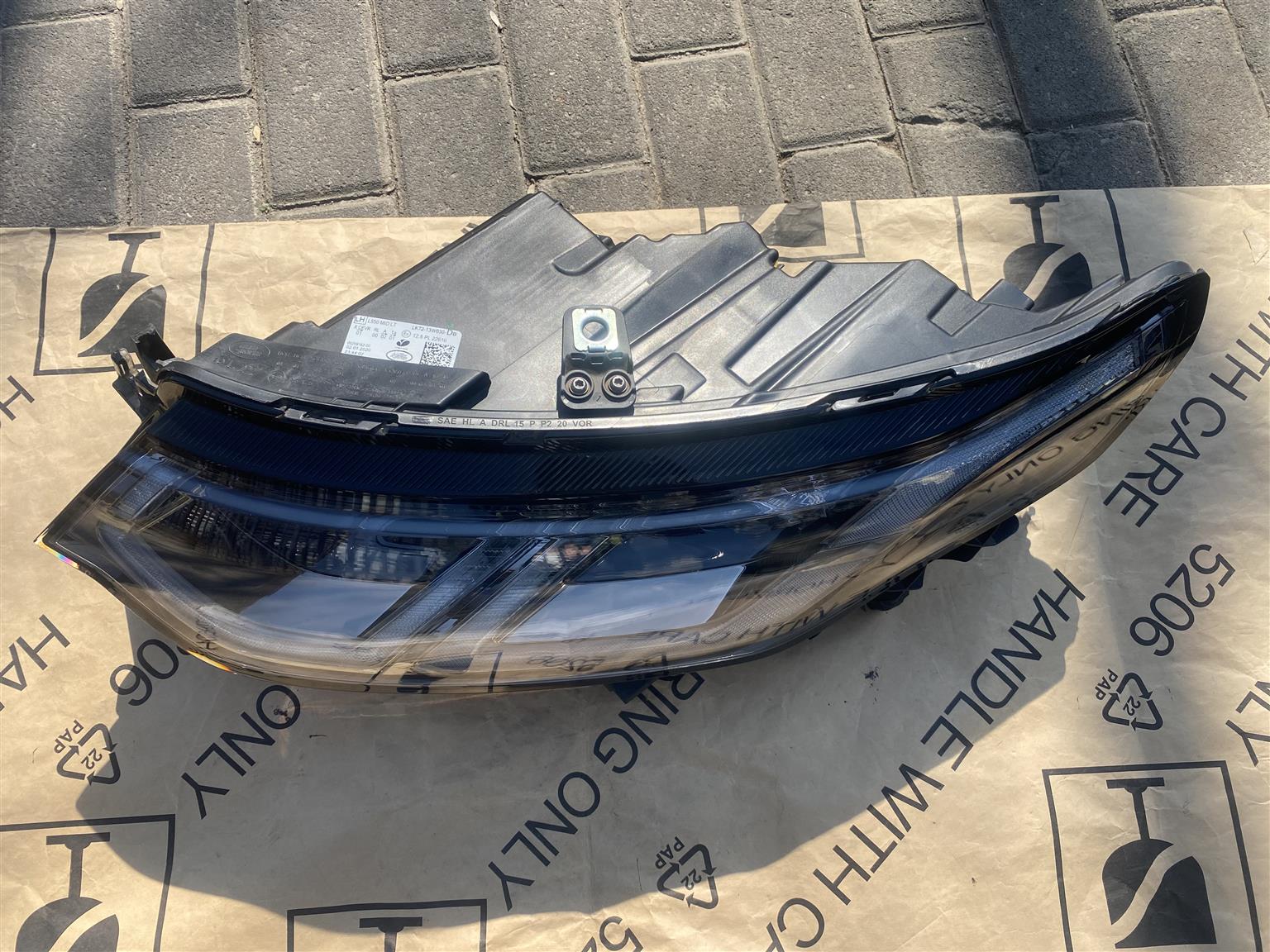 2020 LAND ROVER DISCOVERY 5 SPORT L550 FULL LED HEADLIGHT LEFT SIDE FOR SALE - Private Seller 2020 LAND ROVER DISCOVERY 5 SPORT L550 FULL LED HEADLIGHT LEFT SIDE FOR SALE - Private Seller