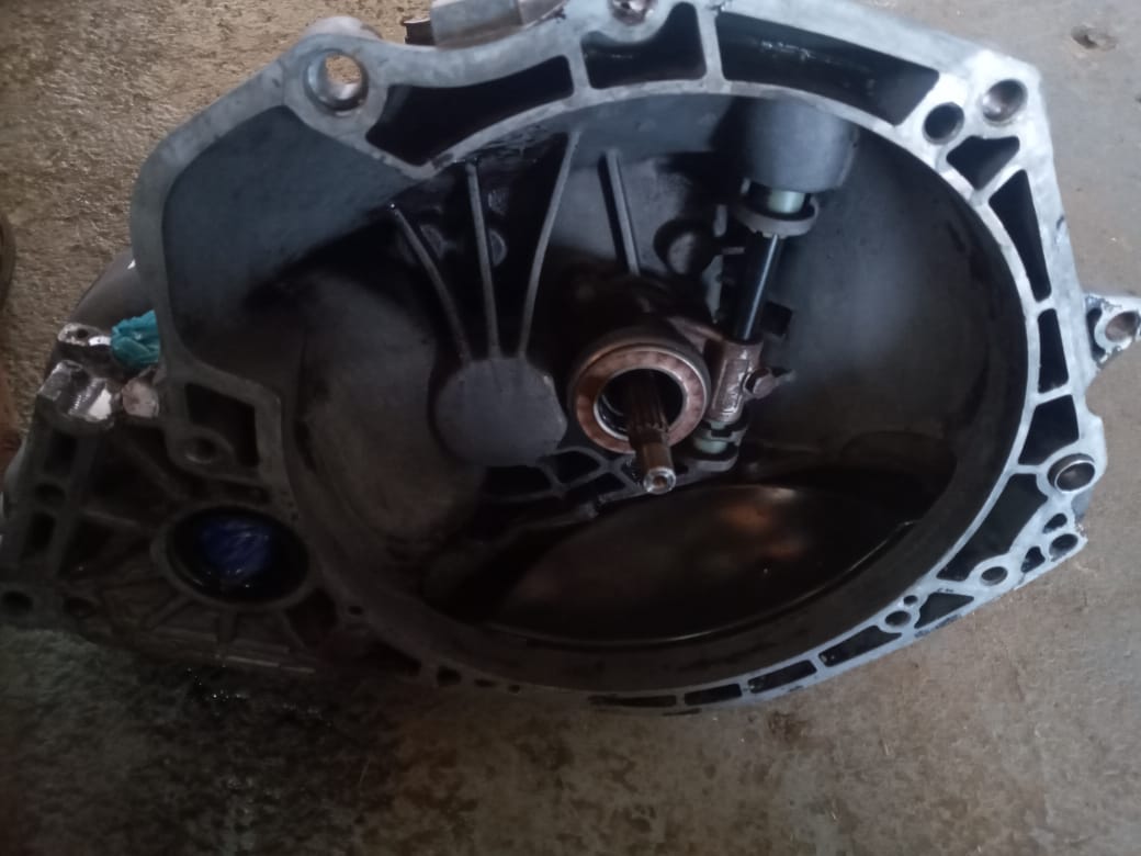 Opel Astra 1.6 gearbox for sale - Private Seller