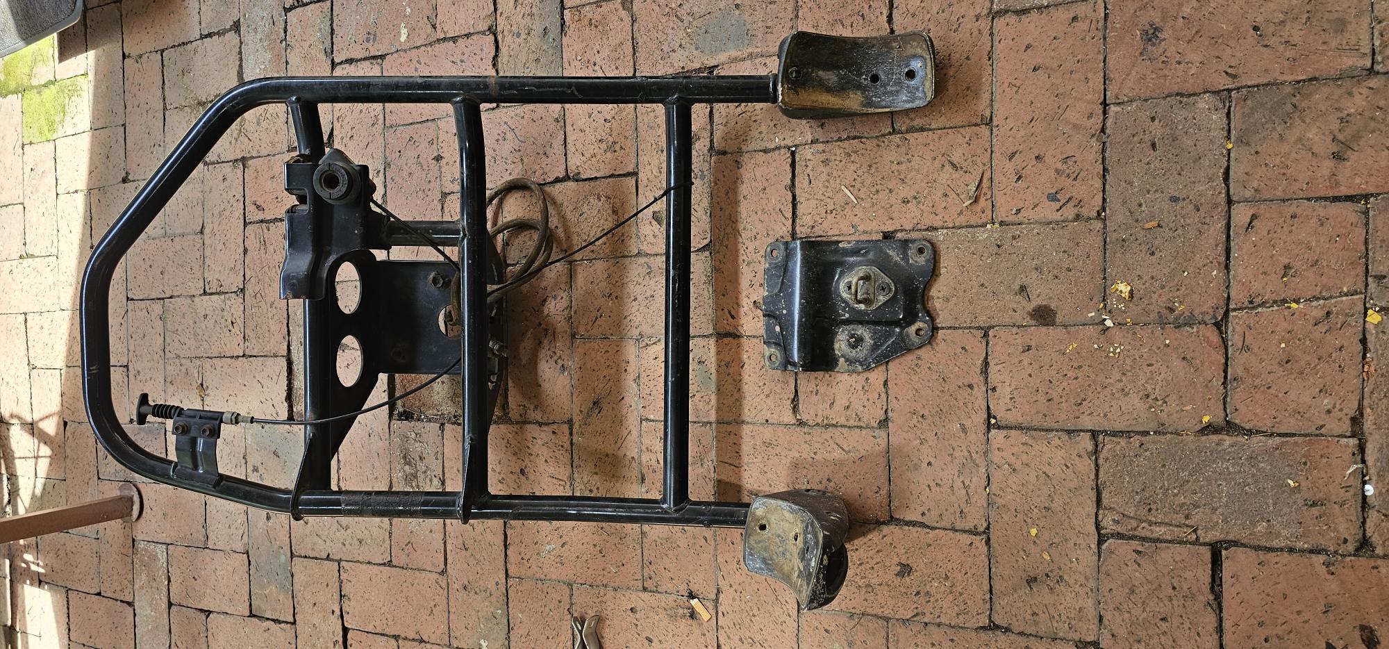 Land Cruiser 80 Series – Parts