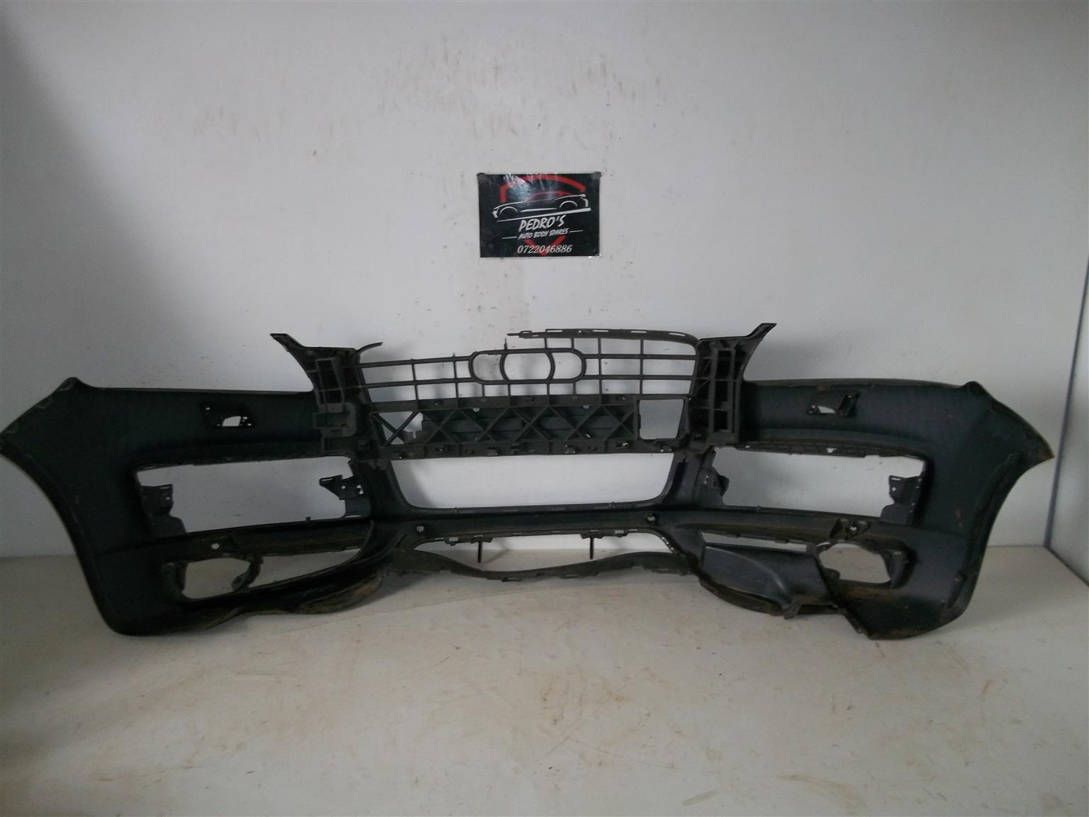 Audi Q7 (4L) '07-'15 front bumpers (sold seperately) - Private Seller