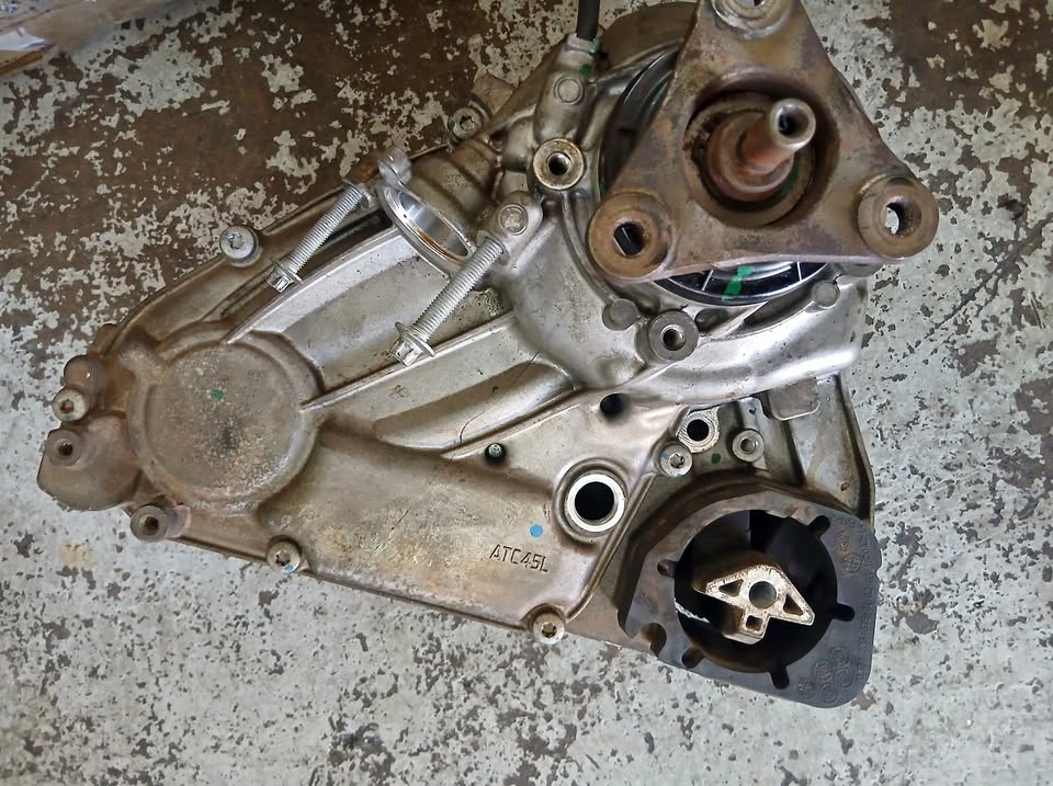 Bmw e70 x5 transfer case - Private Seller Bmw e70 x5 transfer case - Private Seller
