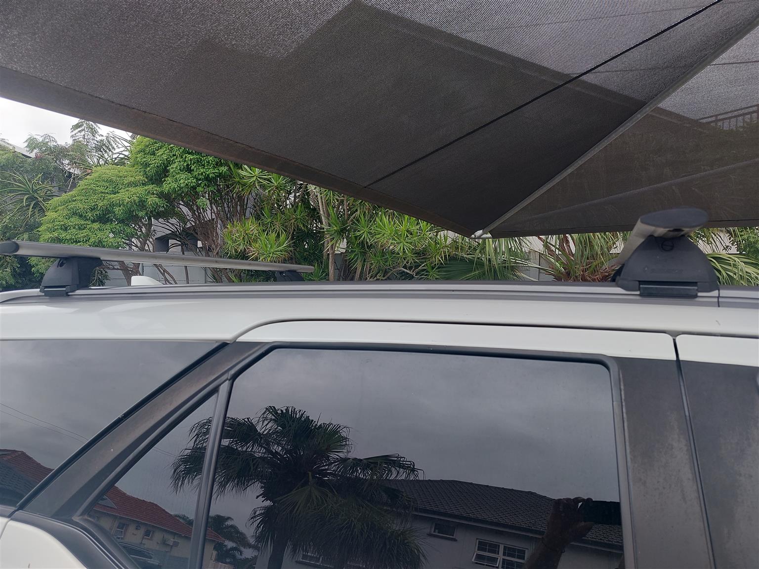 Toyota Fortuner GD6, wingbar roof rack for sale. Hold fast. In good condition. - Private Seller
