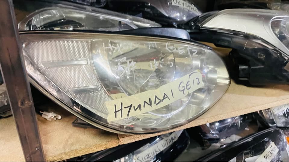 Hyundai Getz headlight - Private Seller