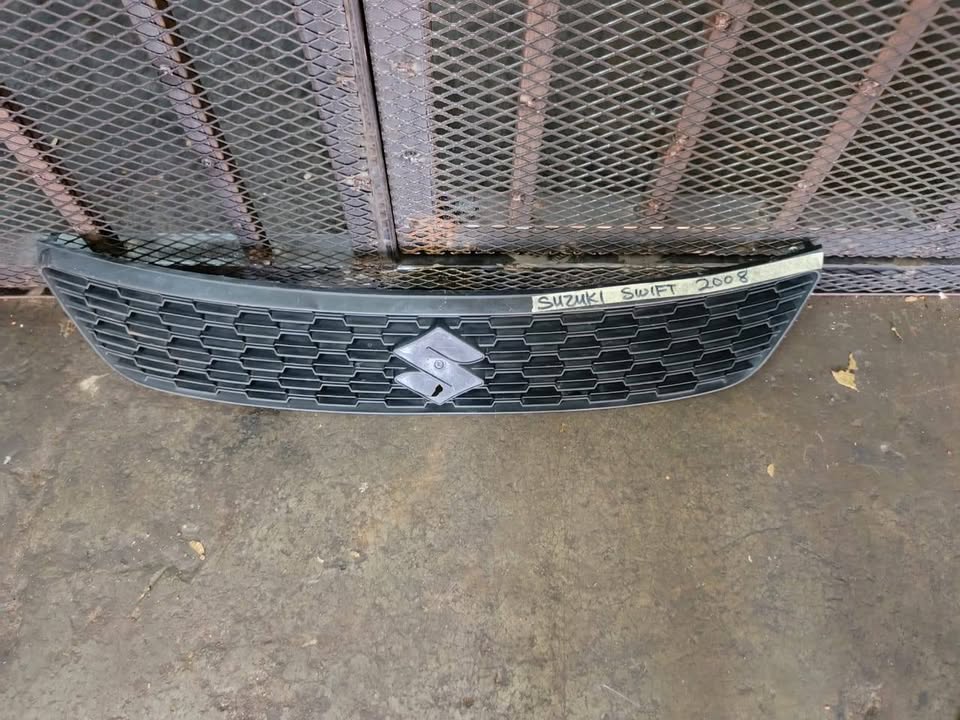 Suzuki Swift 2018 grill - Private Seller
