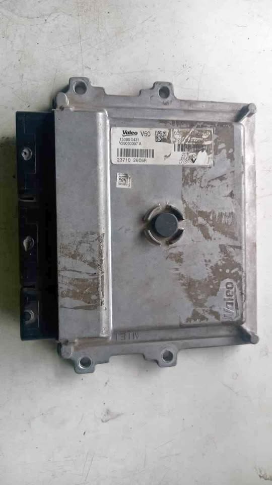 Renault Sandero Stepway 2016 computer box Renault Sandero Stepway 2016 computer box