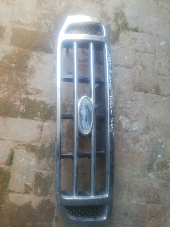 FORD RANGER 2000-2005 FRONT BUMPER GRILL FOR SALE - Private Seller FORD RANGER 2000-2005 FRONT BUMPER GRILL FOR SALE - Private Seller