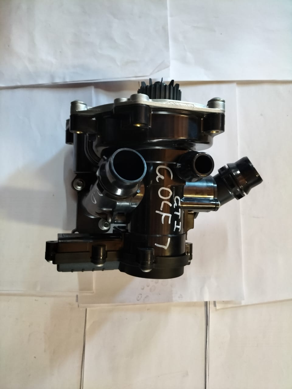 VW Golf 7 GTI 2.0 NEW water pump for sale - Private Seller