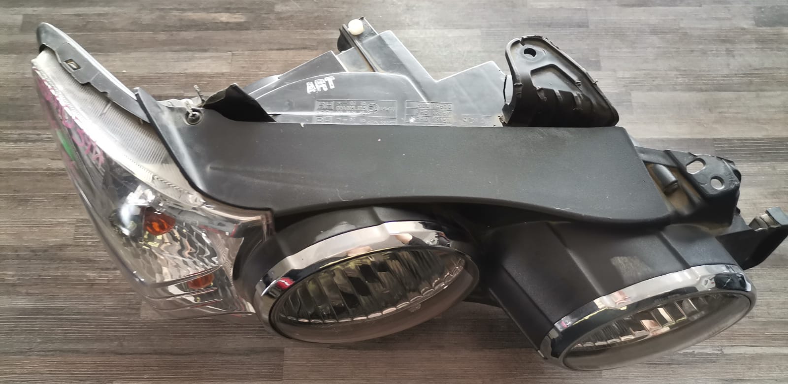 Used Chev Sonic Headlight Available for Sale - Private Seller Used Chev Sonic Headlight Available for Sale - Private Seller