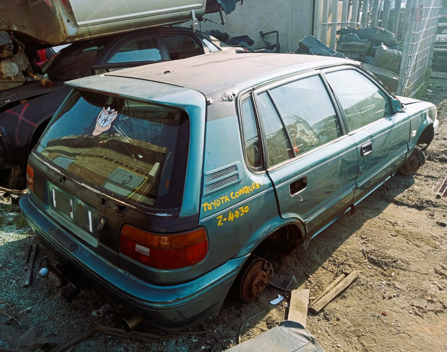 2000 Toyota Tazz 2.0L - Stripping for Spares
