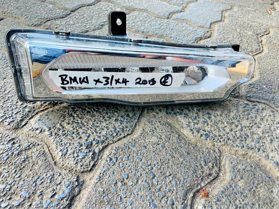 BMW X3/X4 fog light 2018 - Private Seller BMW X3/X4 fog light 2018 - Private Seller