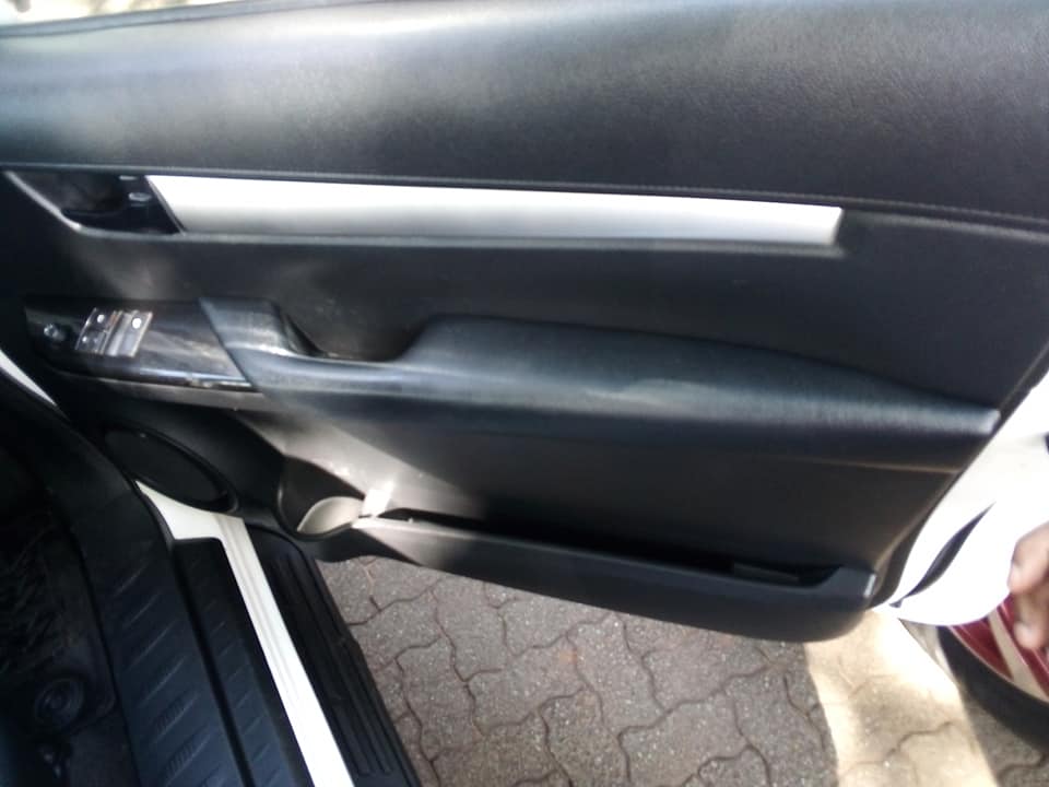 2020 TOYOTA HILUX 2.4 GD6 SINGLE CAB MANUAL WHITE COLOR SERVICE BOOK SPAREKEY PDC SENSORS 112000k