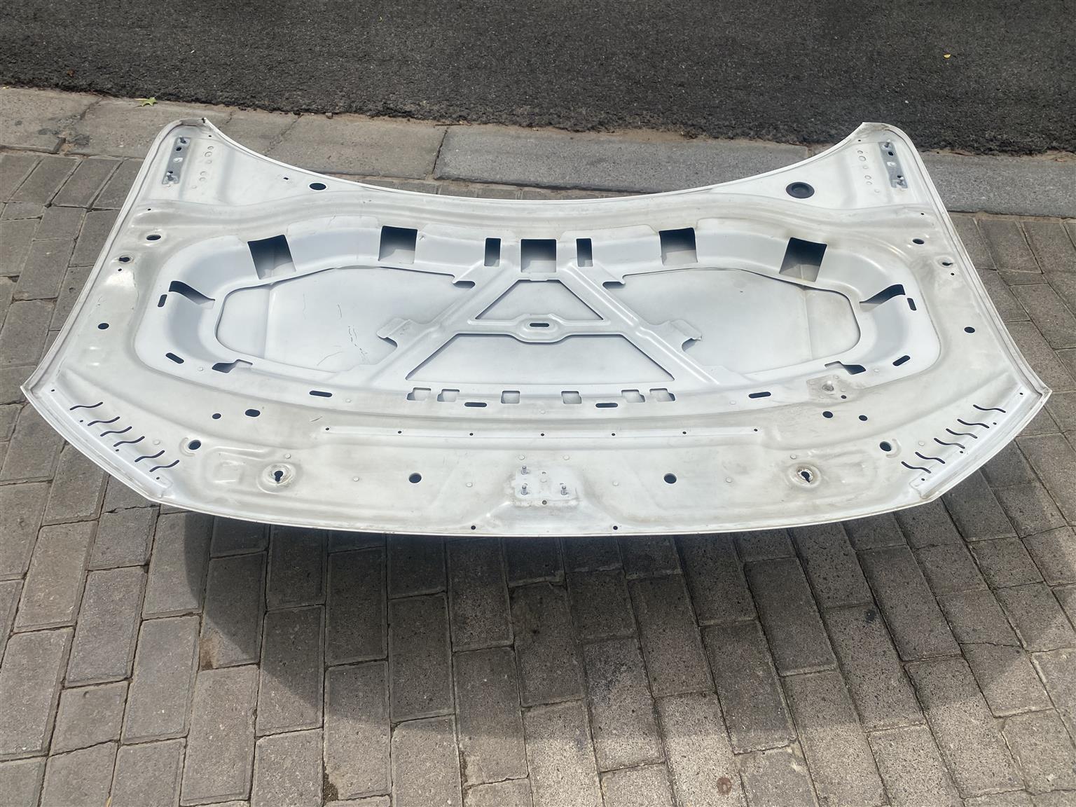 2020 VW TIGUAN BONNET FOR SALE. IN EXCELLENT CONDITION - Private Seller