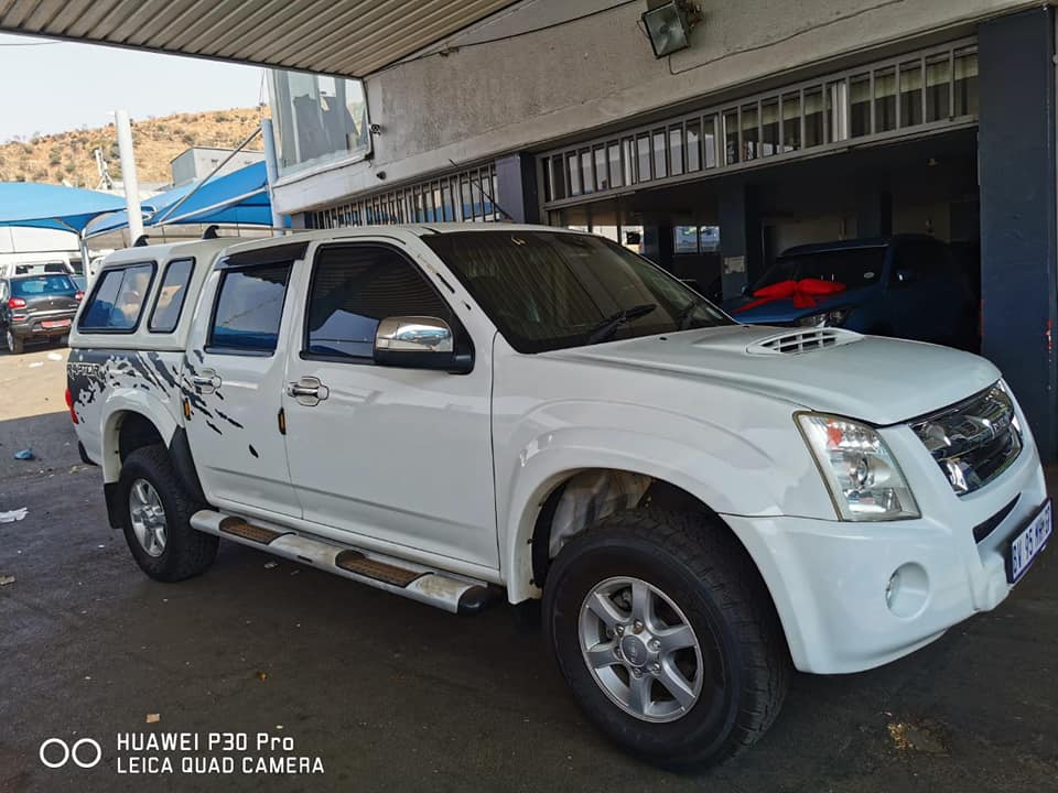 2011 Isuzu Kb300 Lx D-Teq 3,0 engine capacity | Junk Mail Marketplace