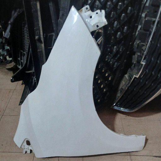 Nissan micra fender - Private Seller Nissan micra fender - Private Seller
